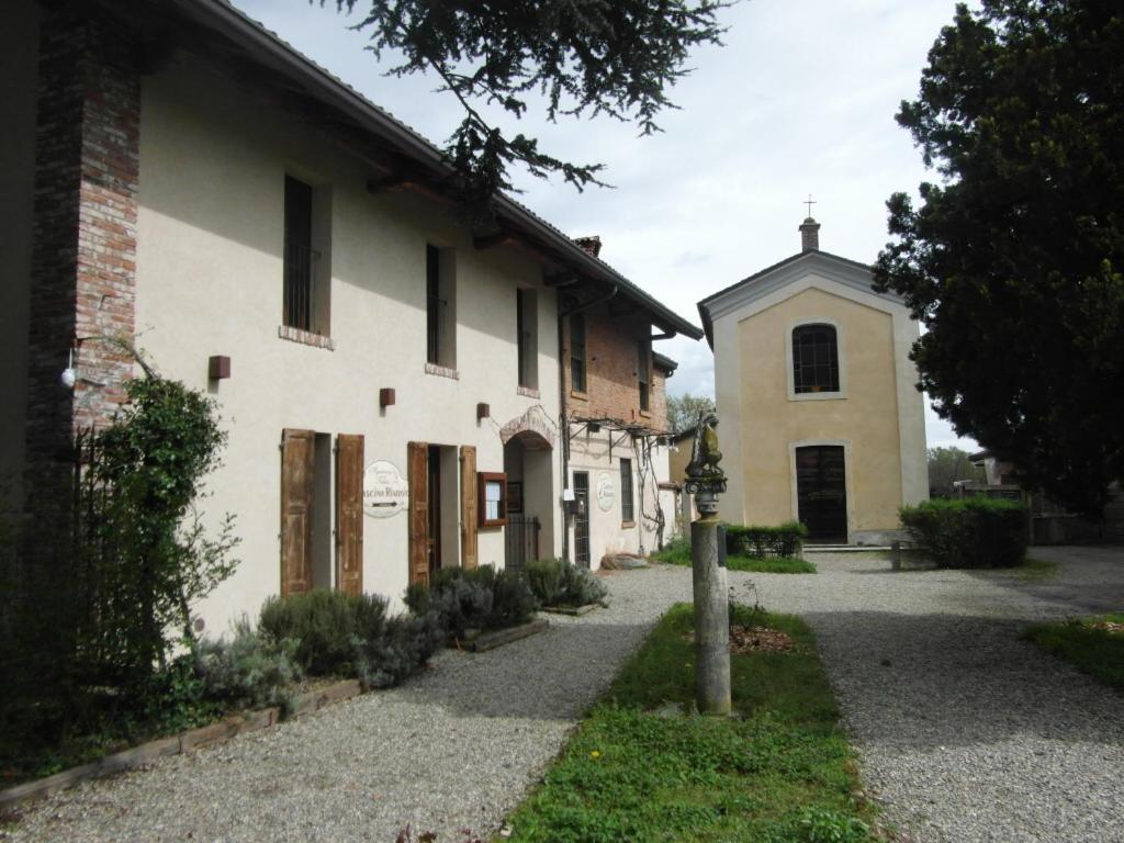 Casetta Sul Lago Albairate ภายนอก รูปภาพ